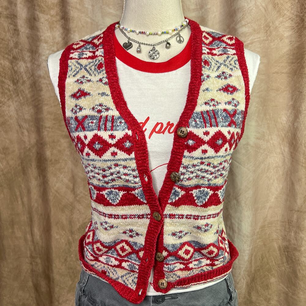 Vintage Fair Isles Sweater Vest 90s Sleeveless V Neck Knit Striped Winter Nordic